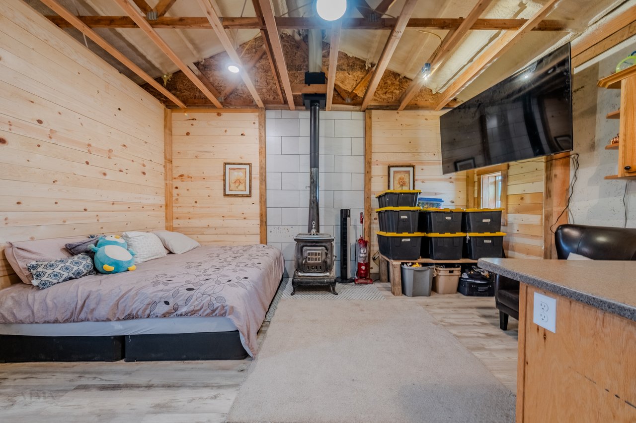 7395 N Johnson Canyon