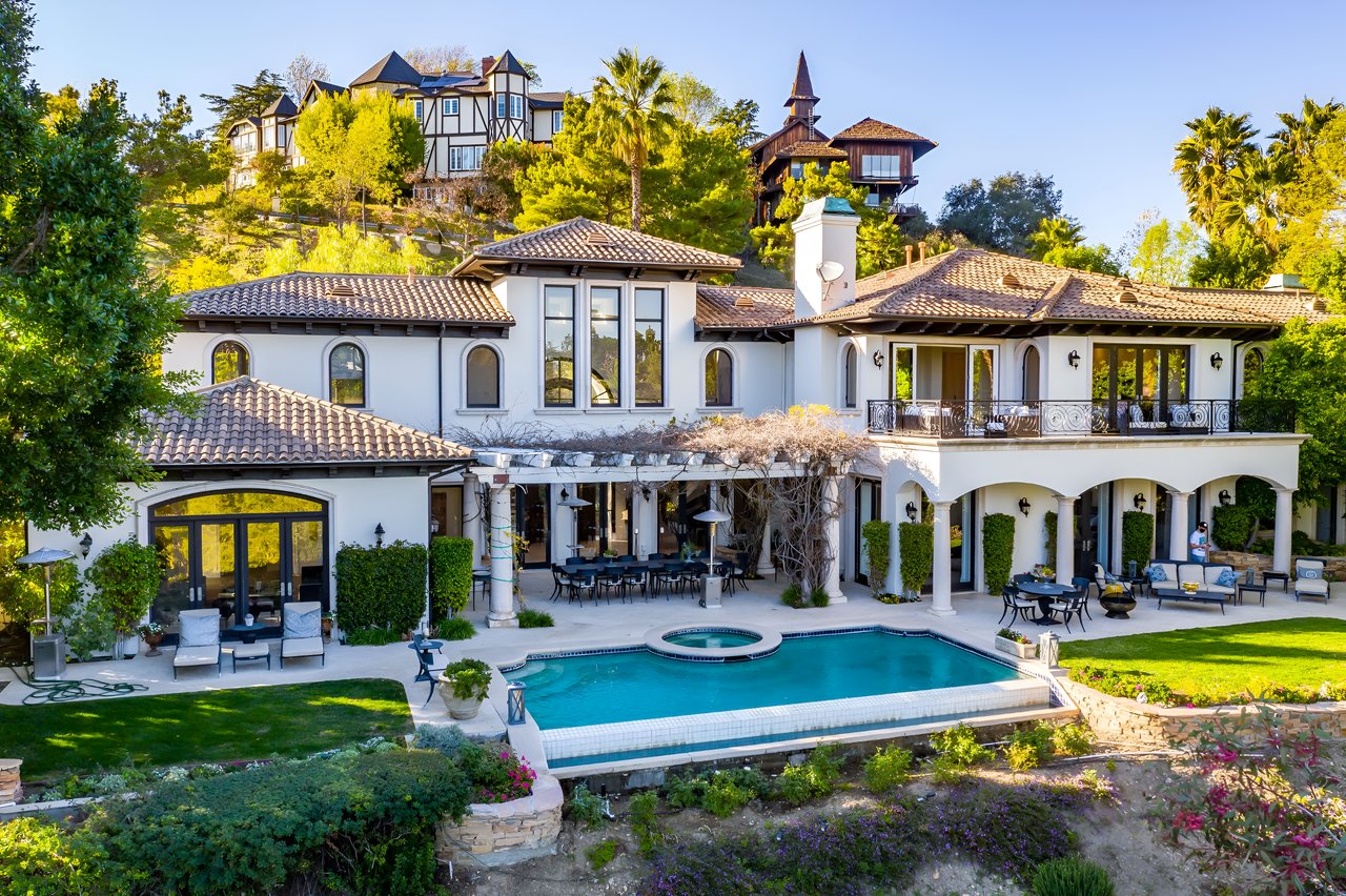 16677 Stone Oak Park