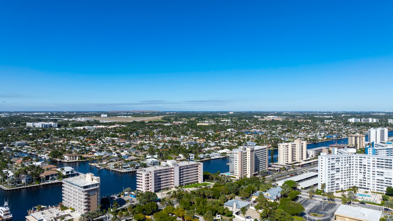 W Pompano Beach Hotel & Residences