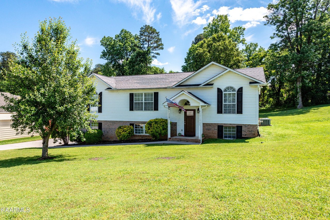 1507 Water Lily Ln