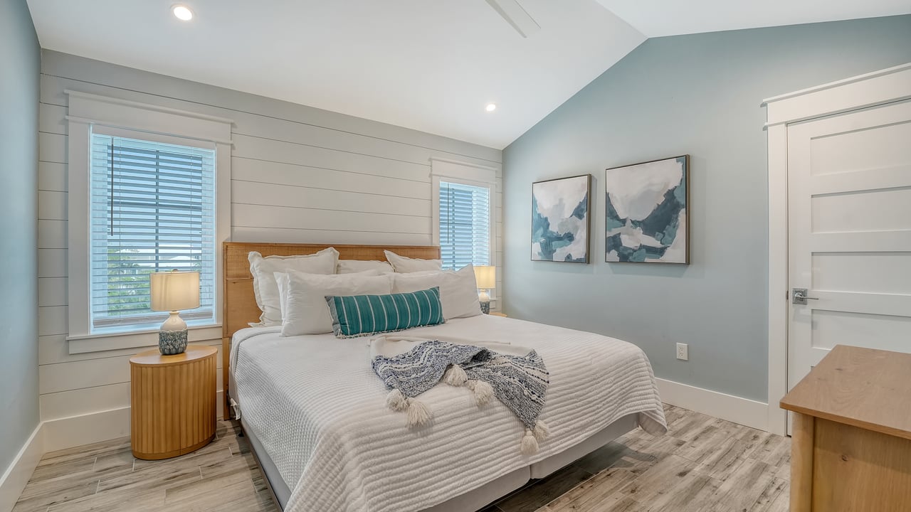 2175 Avenue A, Bradenton Beach, Florida