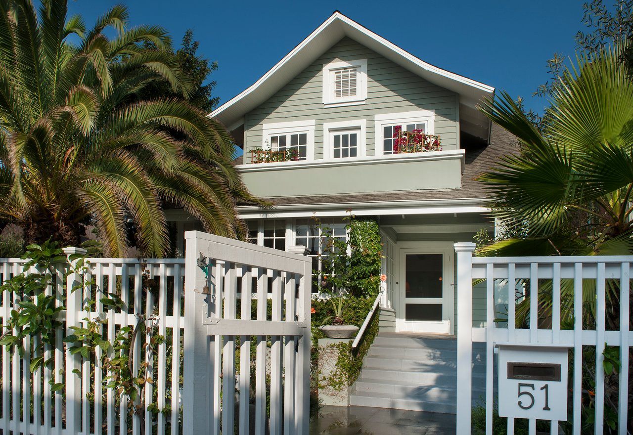 27th Avenue Walk Street Compound