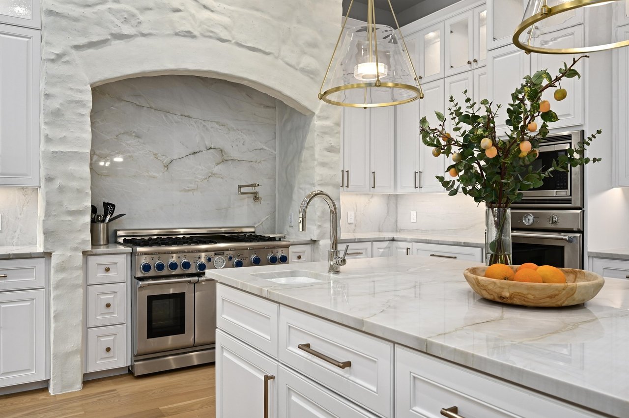 13414 Shore Vista Drive