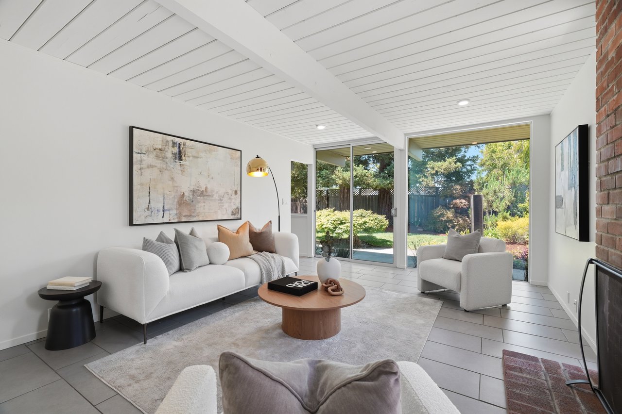 771 Duncardine Way