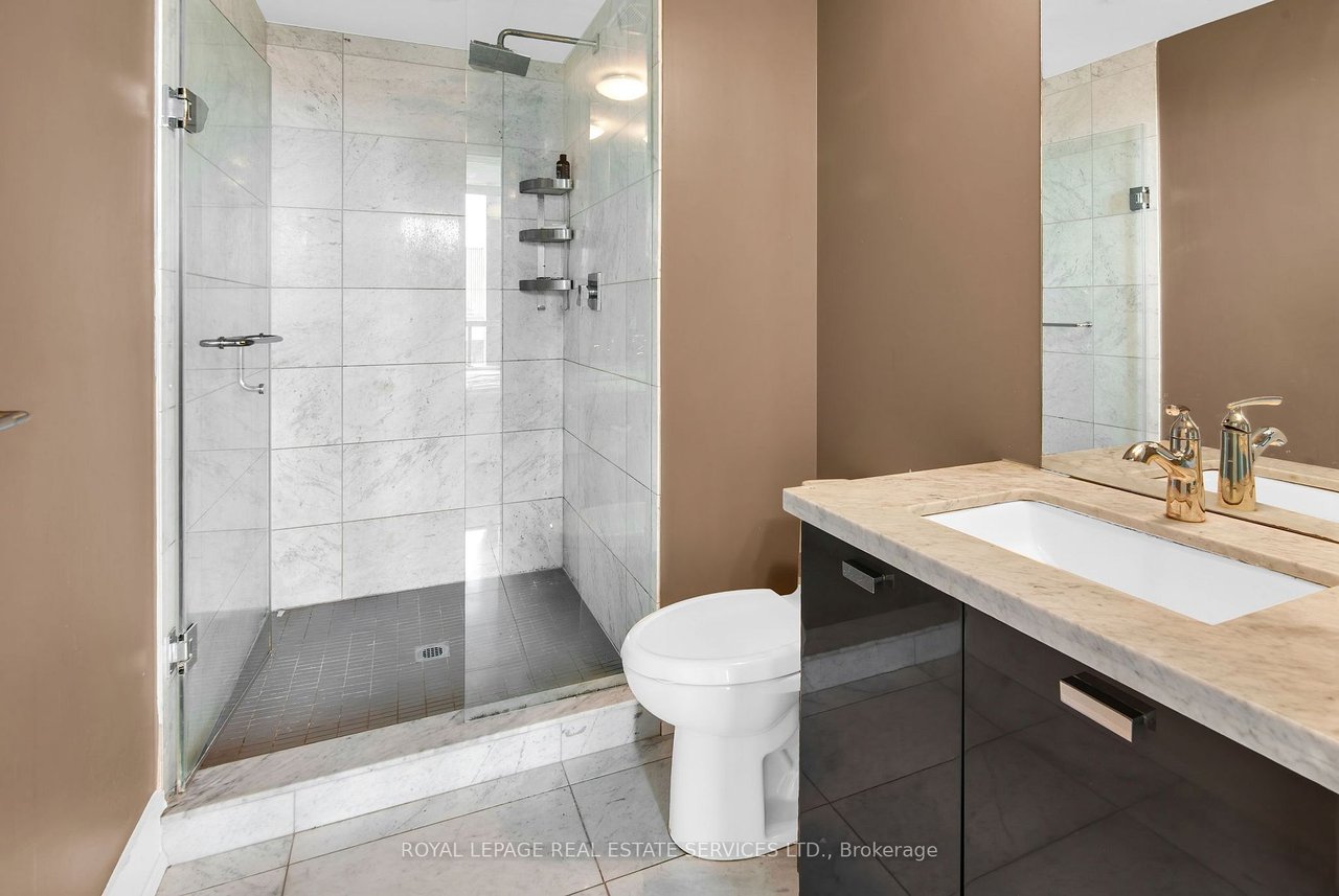 32 Davenport Rd #1405