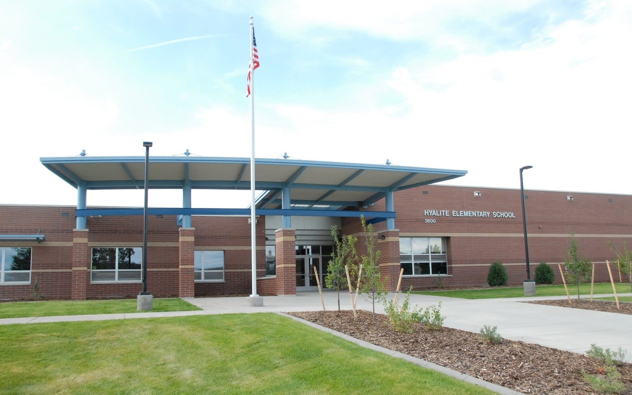 Hyalite Elementary School