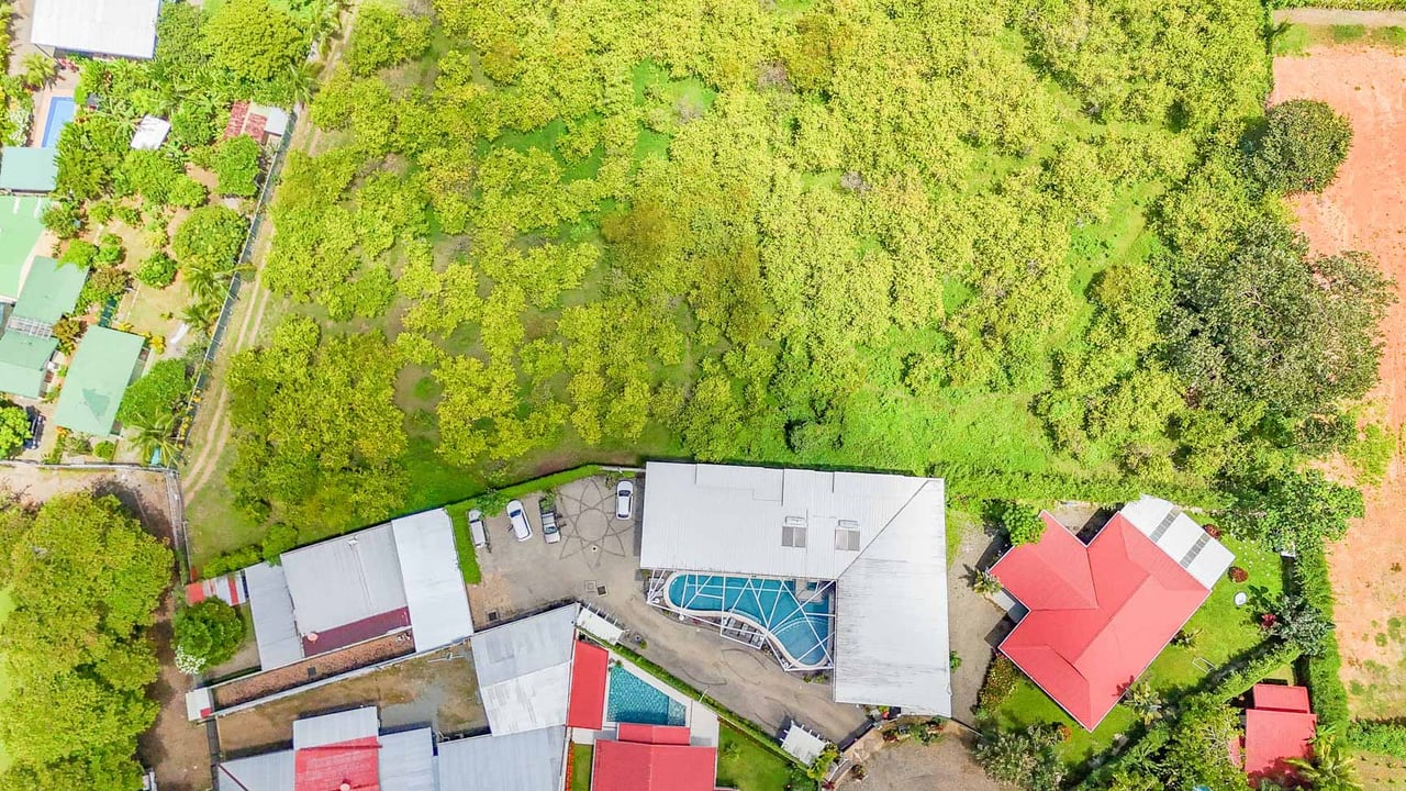 Resort-Hotel for Sale in Uvita – 12 Two-Bedroom Apartments & Pool