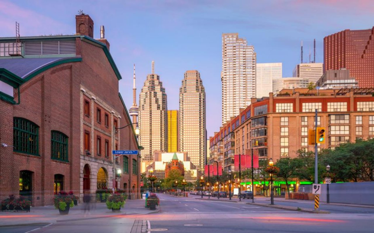 A Unique Weekend Itinerary for Downtown Toronto