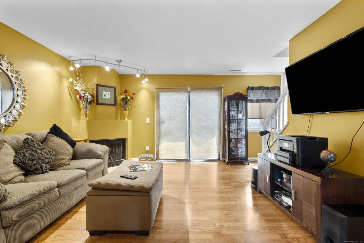 11 Finney Lane Unit 6