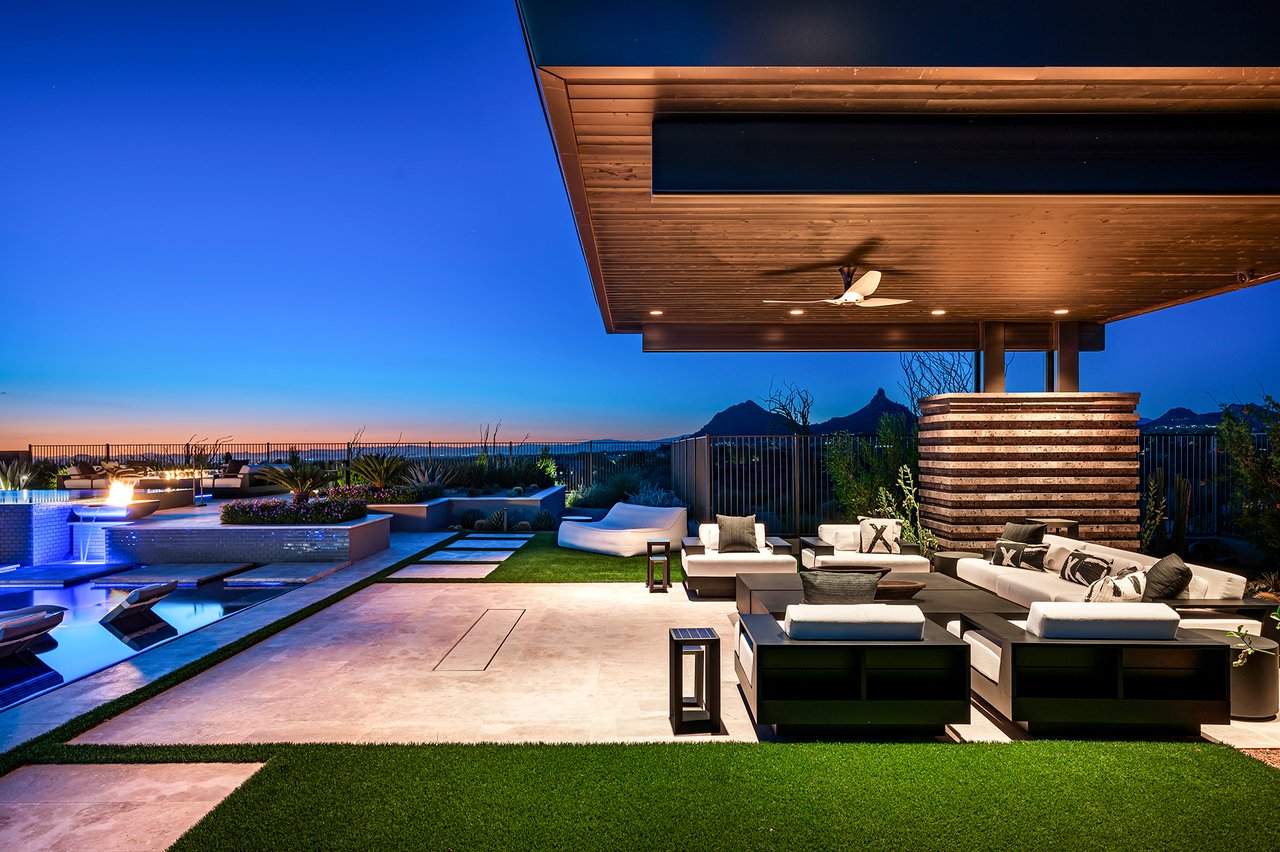 10784 E PINNACLE PEAK Road