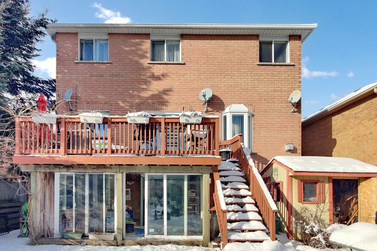 189 Humberland Dr