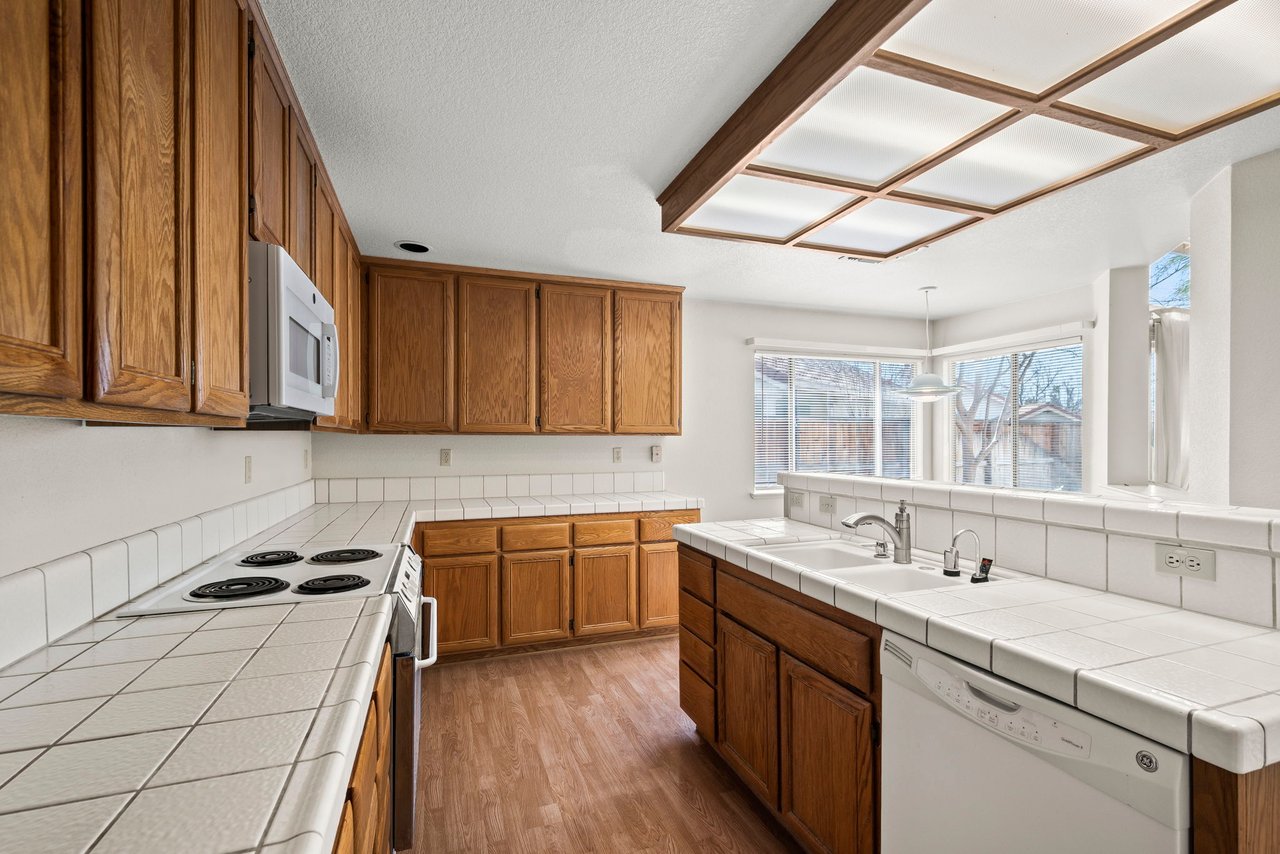 52 Bonaventure Ct