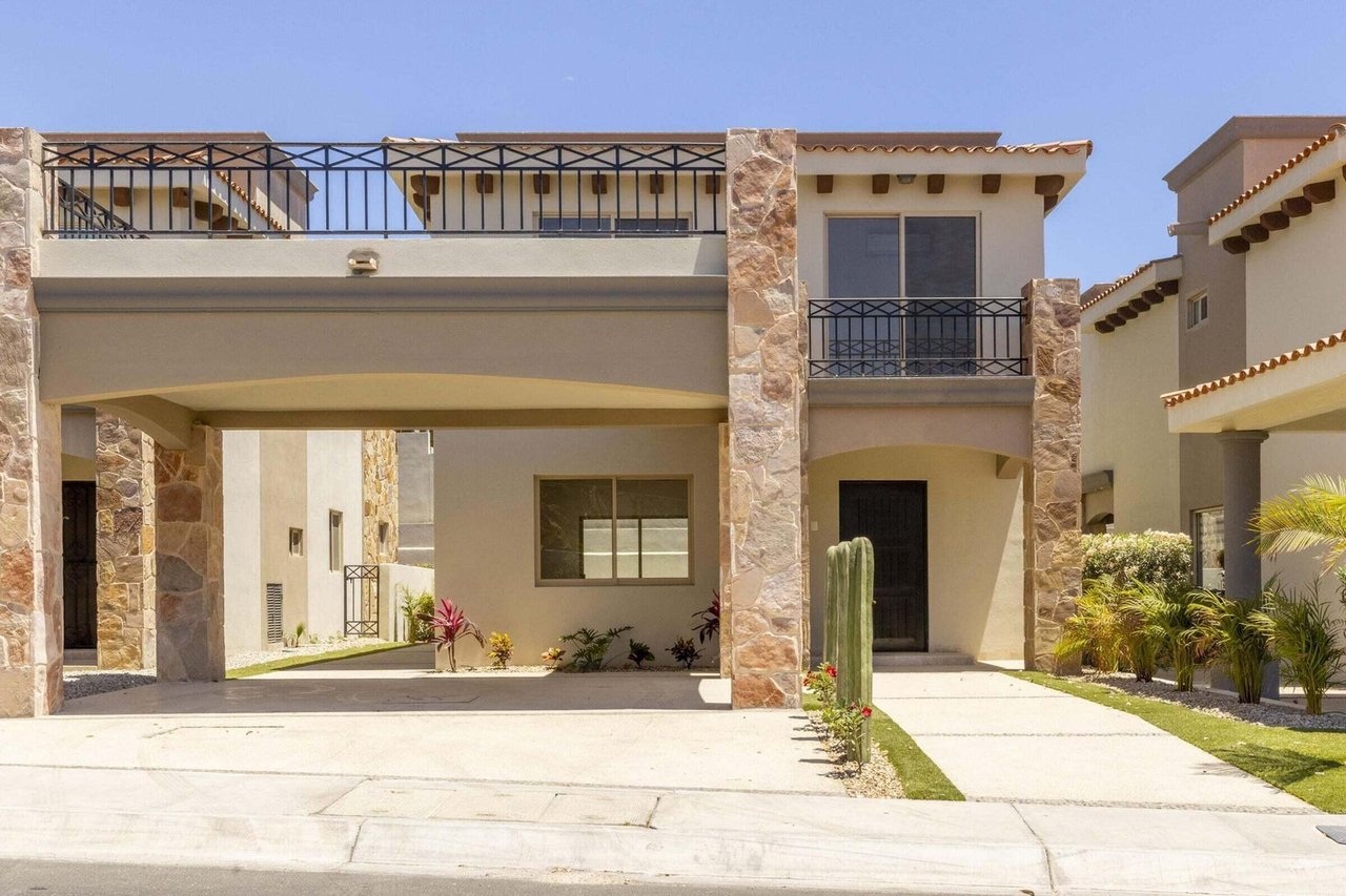 Ventanas - 22 Las Ballenas