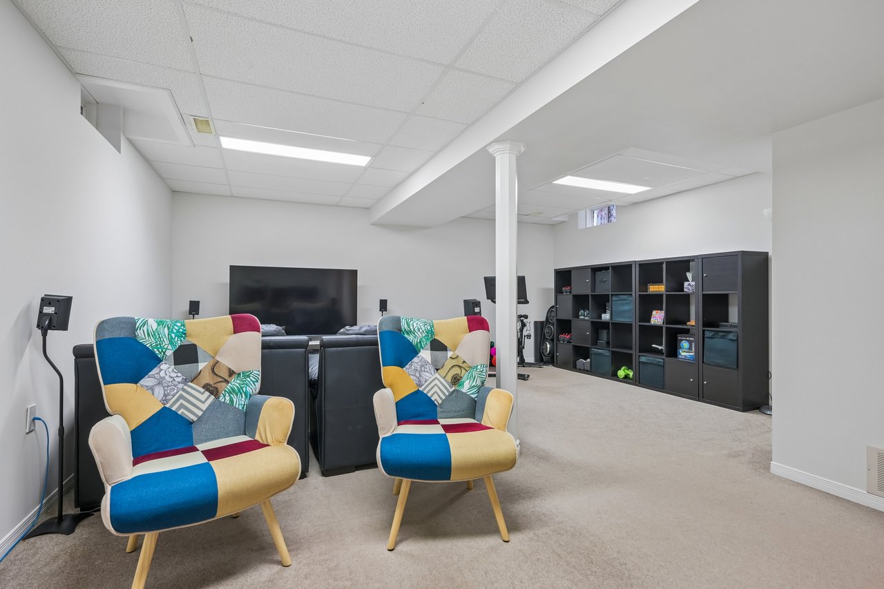 Spacious 3-Bedroom Detached Home in Westmount