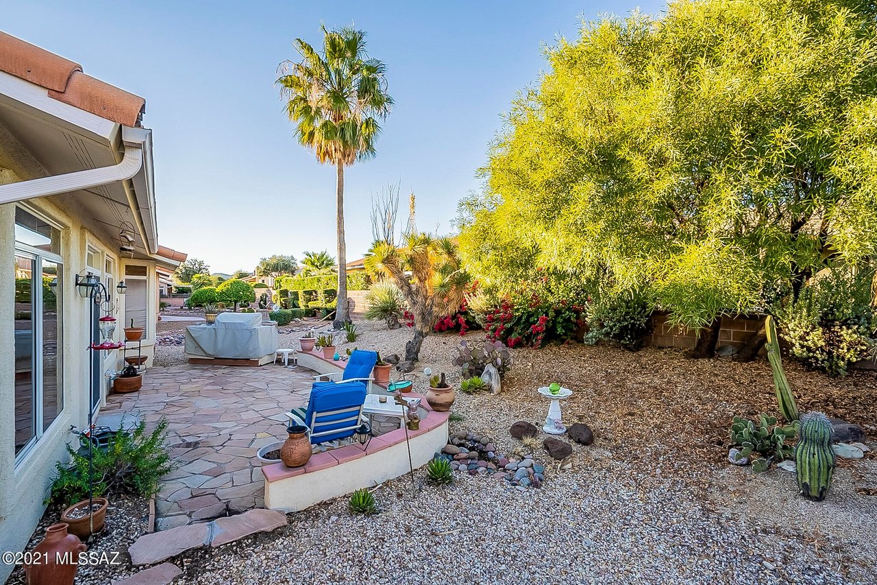 1345 E Royal Ridge Dr