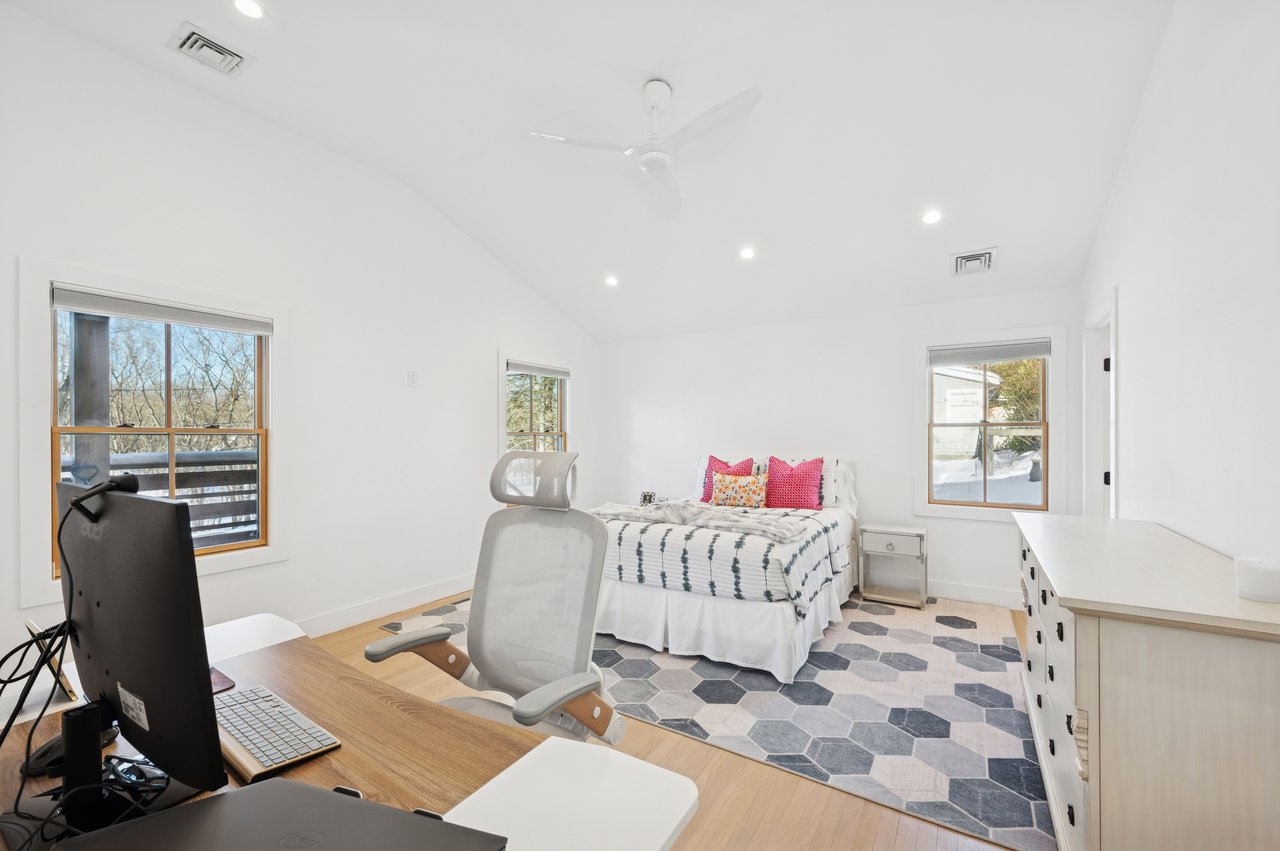 42 Mount Misery Drive