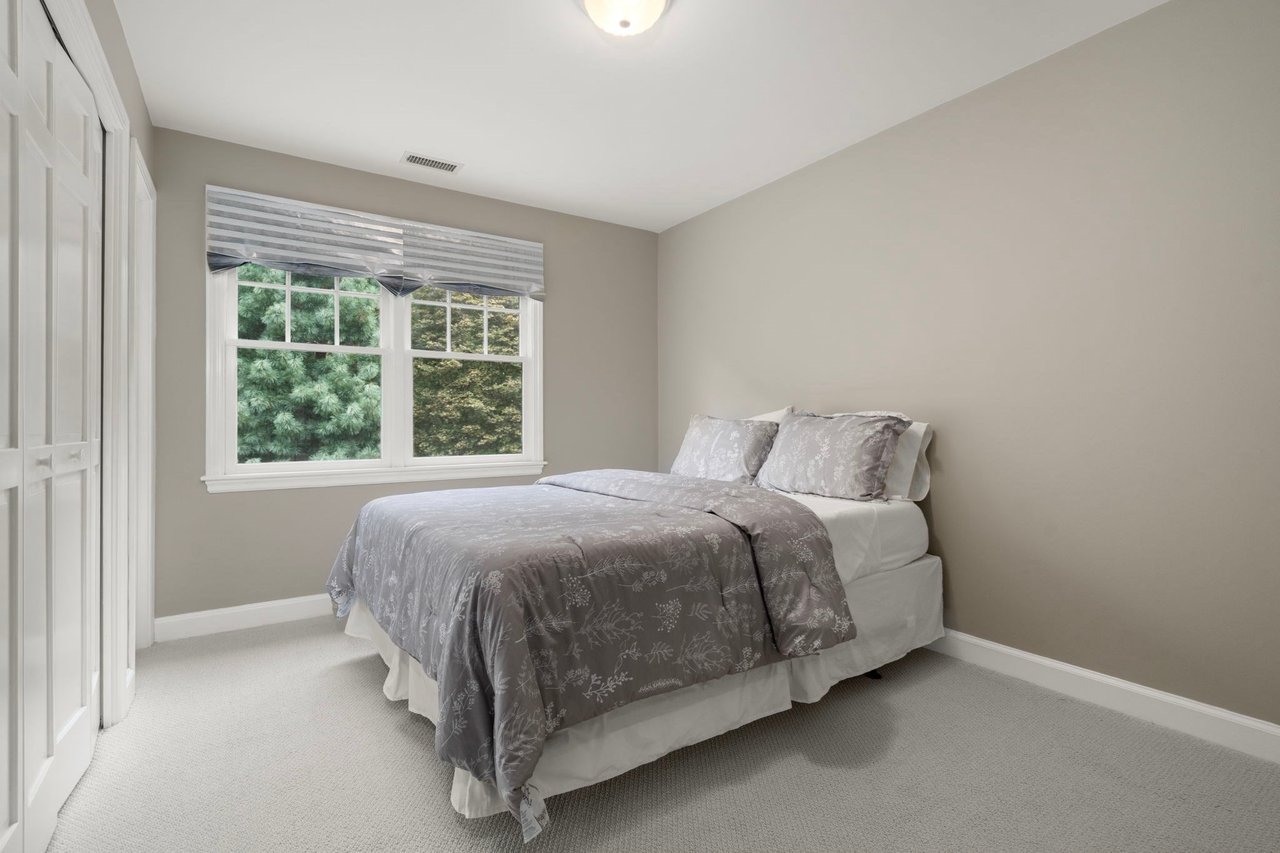 35 Puddingstone Lane