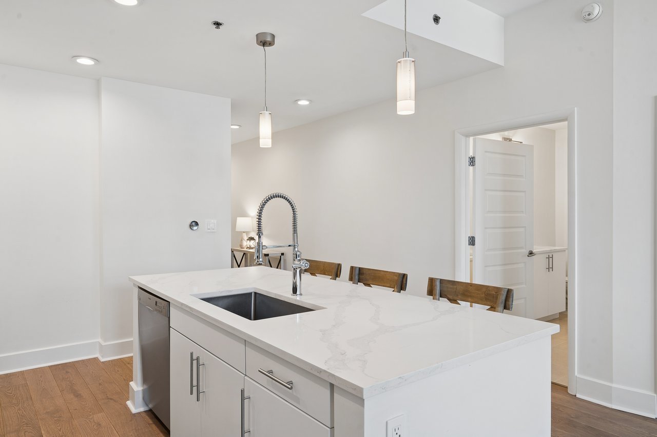 1080 Peachtree Street Unit 1504
