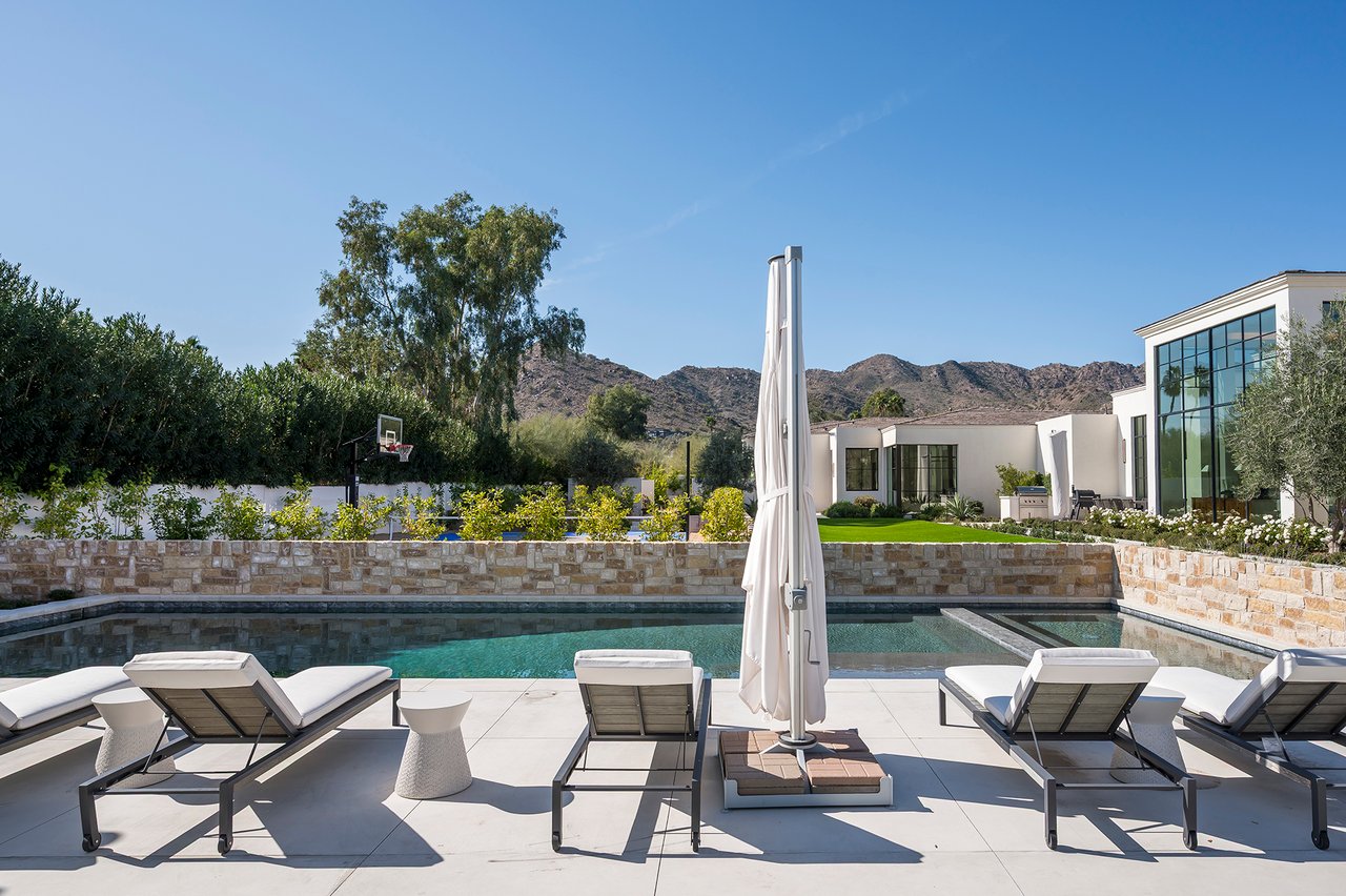 5029 E DESERT PARK Lane