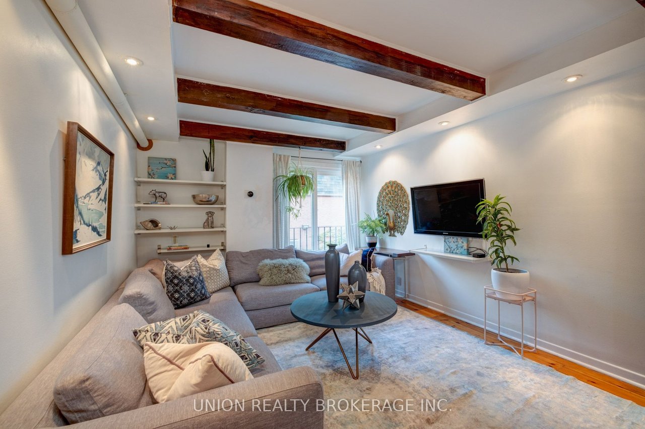 325 Jarvis St, Townhome 17