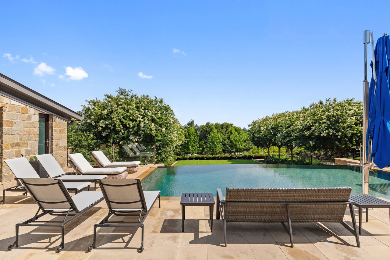 5221 Musket Cove