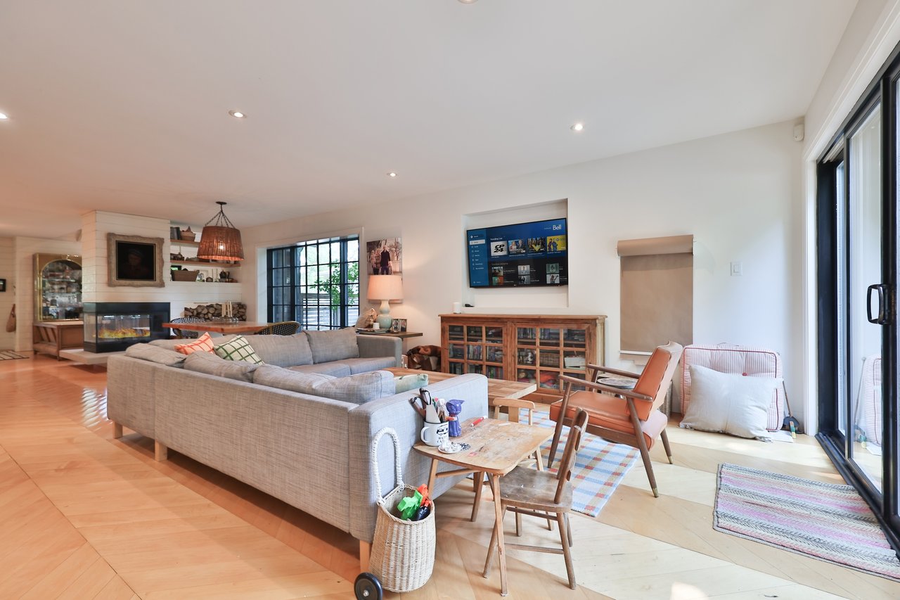 52 Kerr Street, Oakville