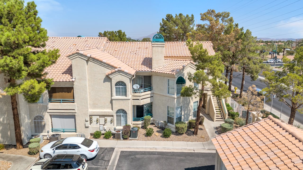 2251 Wigwam Parkway 218