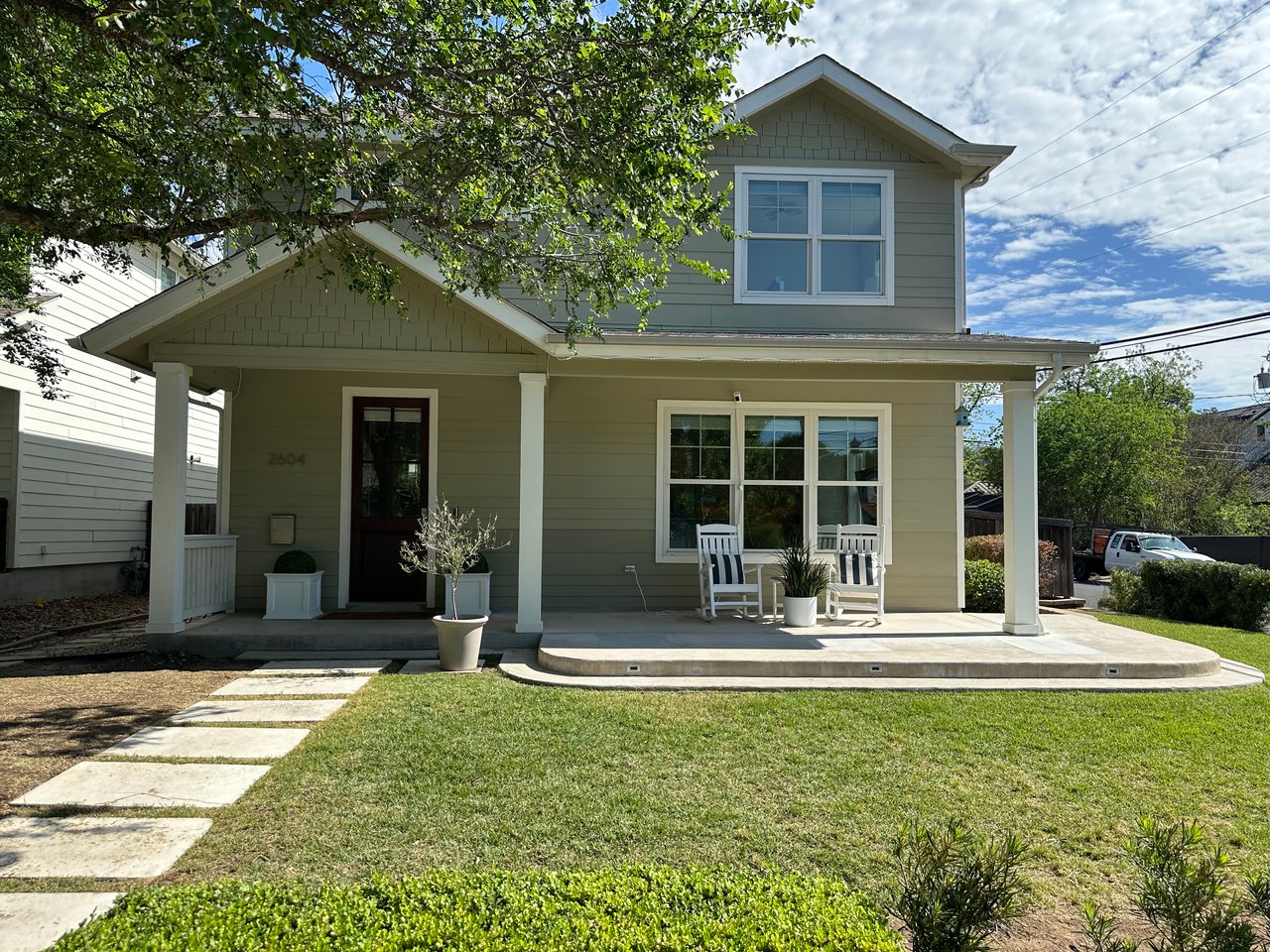 2604 Bland St