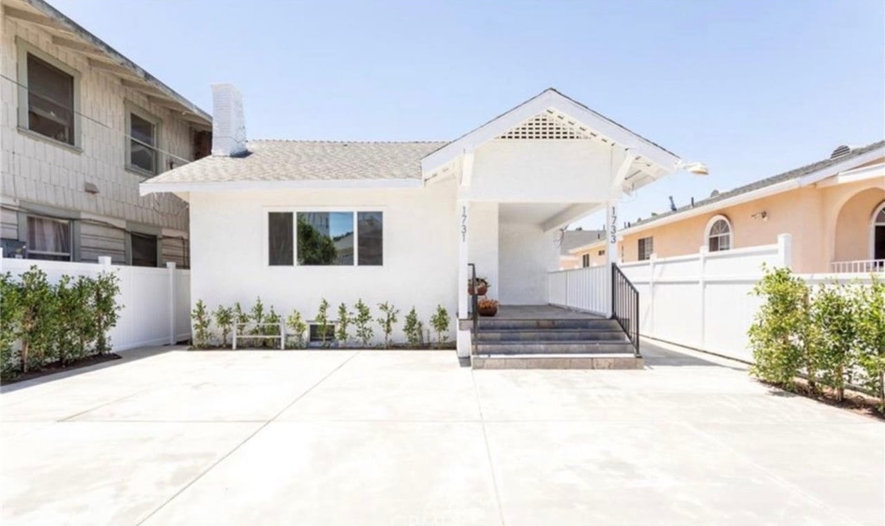 1731–1733 S New England St