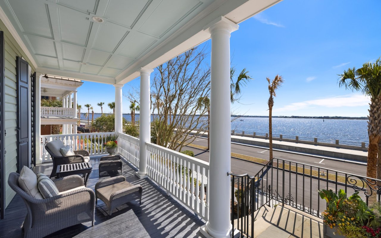 For Sale – Homes With Full Front Porches