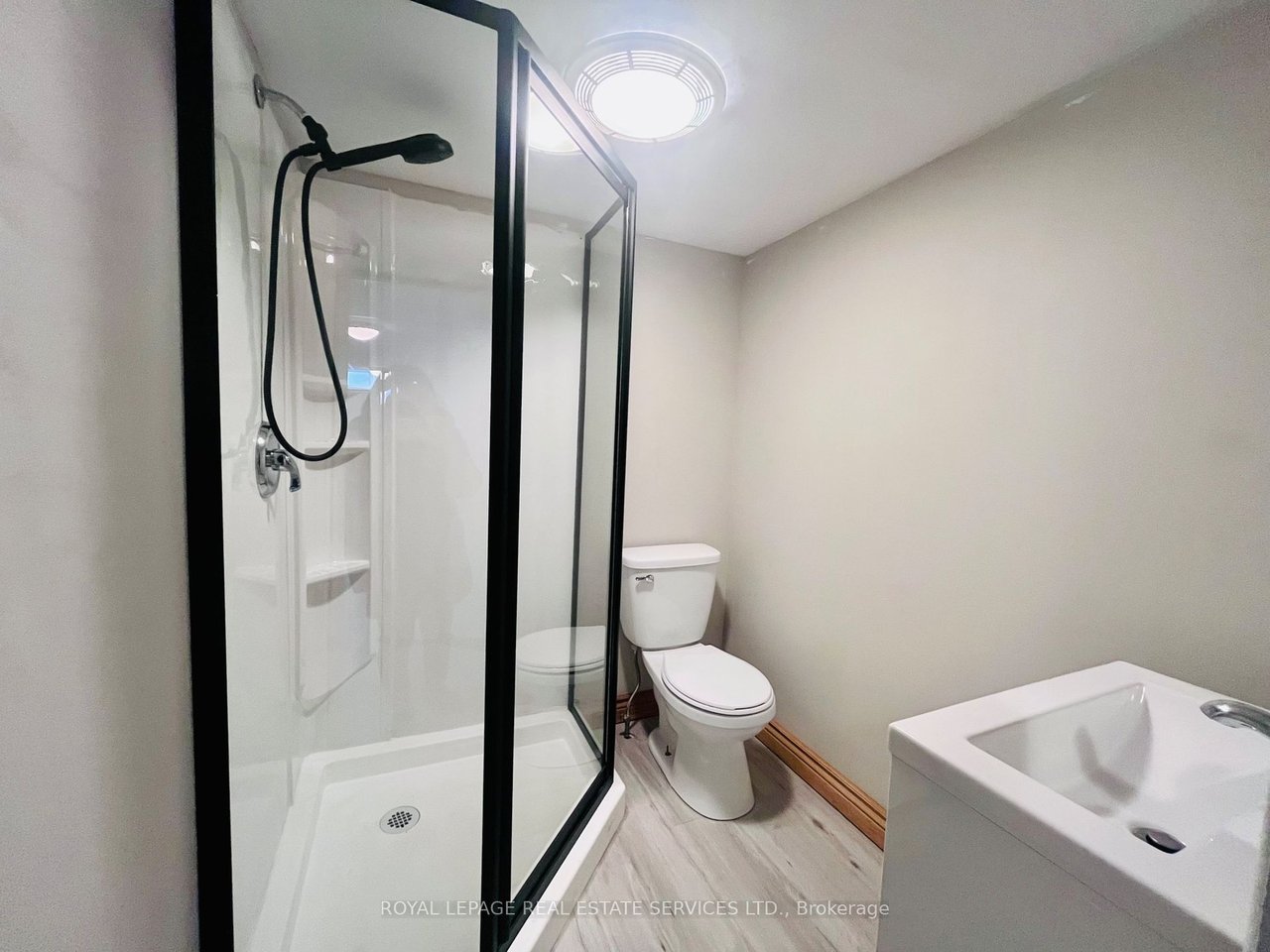 2512 Harman Crt