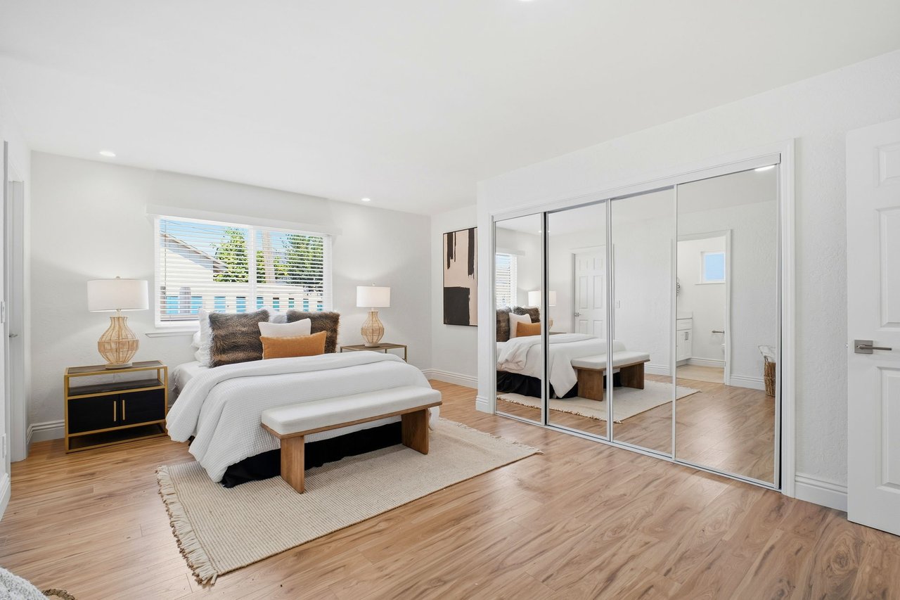 Turn Key Beauty in Sundale