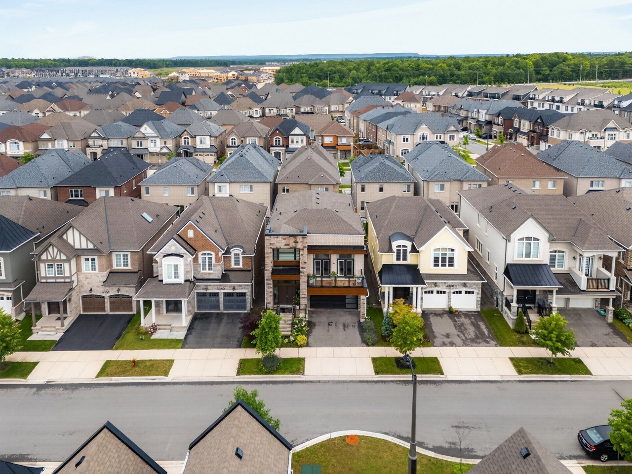 3364 Vernon Powell Drive, Oakville