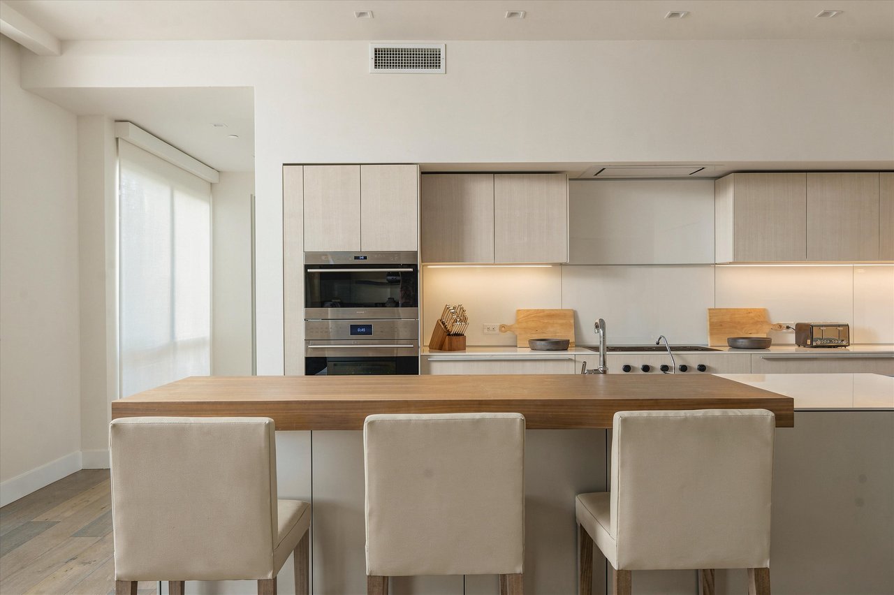 6311 E PHOENICIAN Boulevard 17