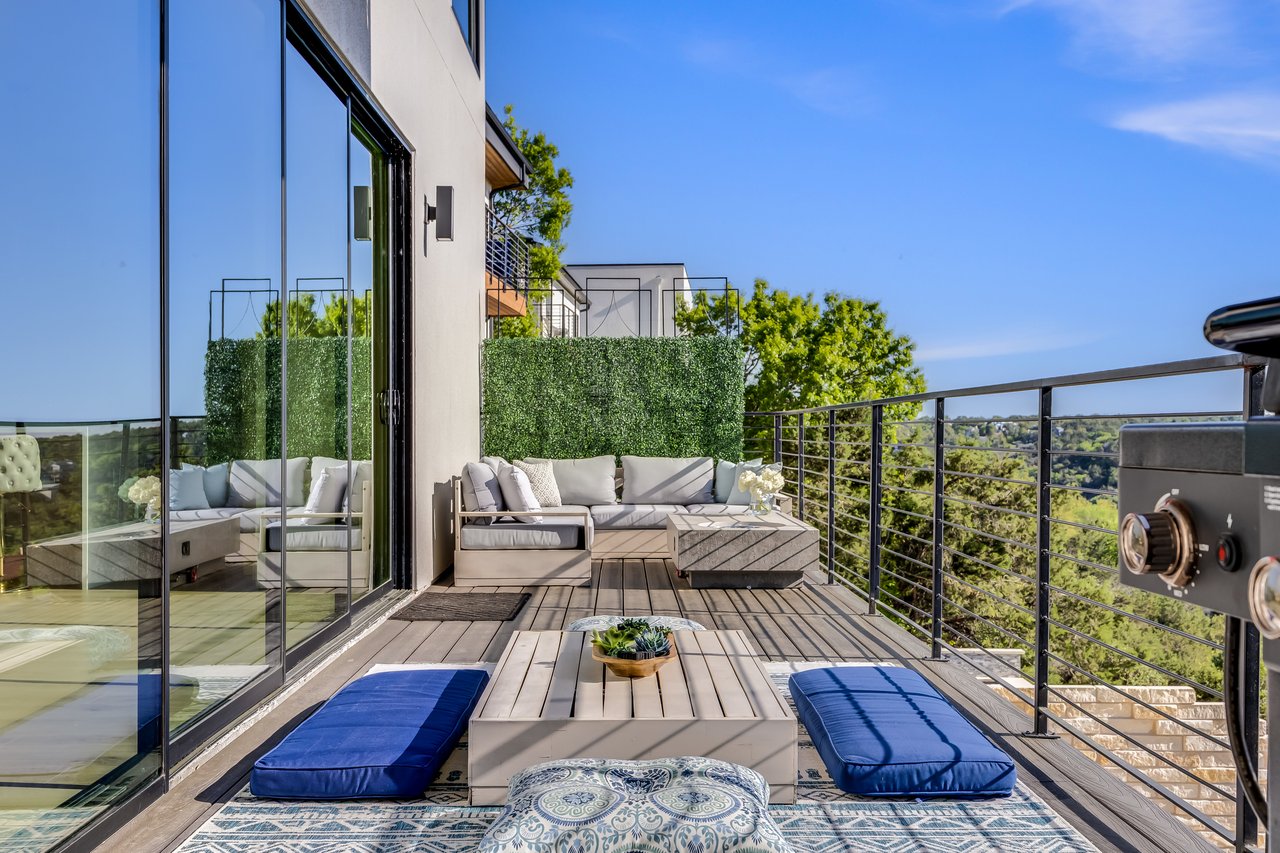 3138 Chisholm Trail