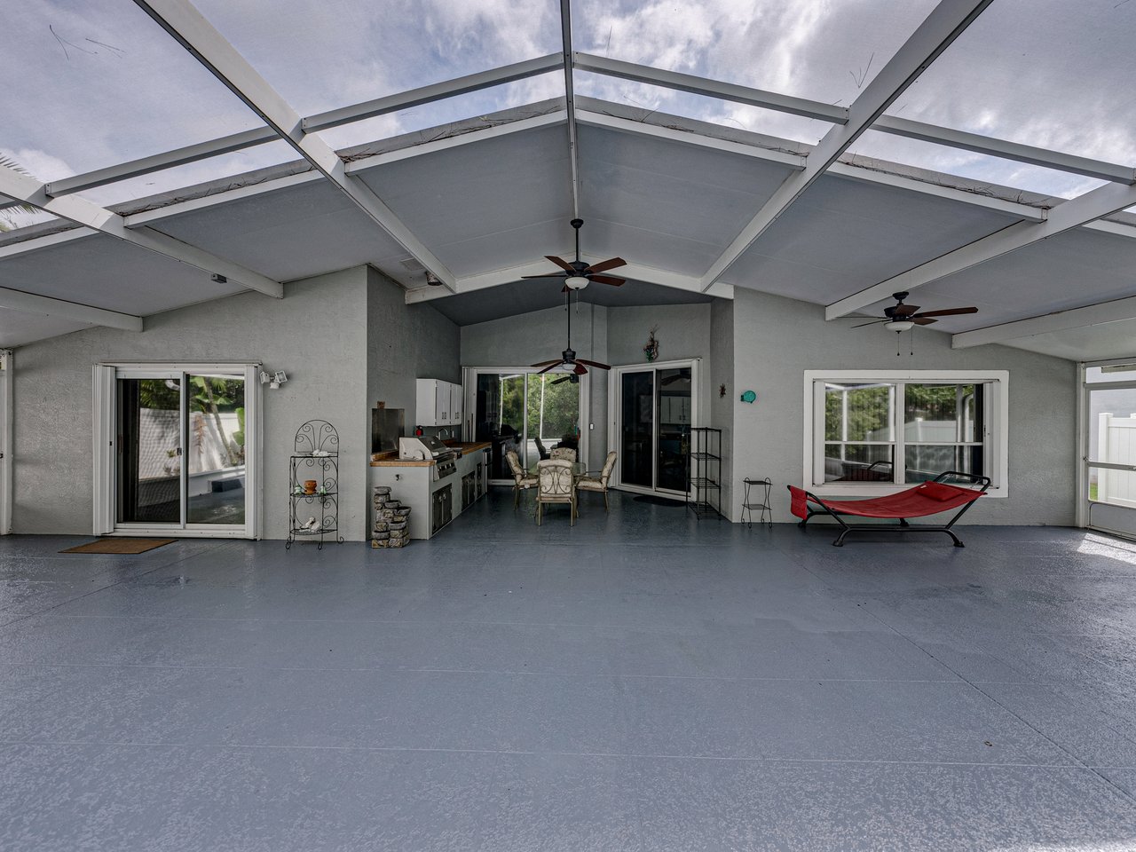 5137 NEW BRITTANY LN