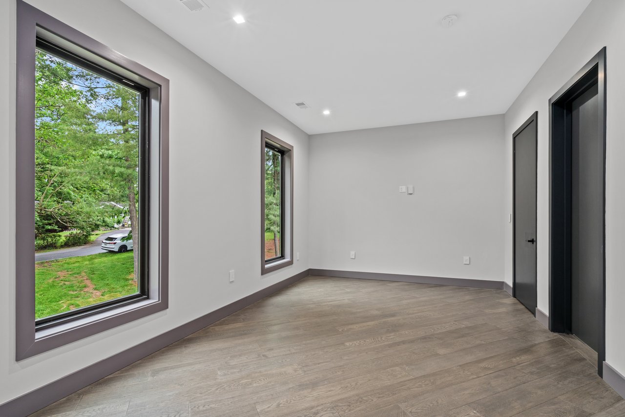 9100 Mill Pond Valley Dr