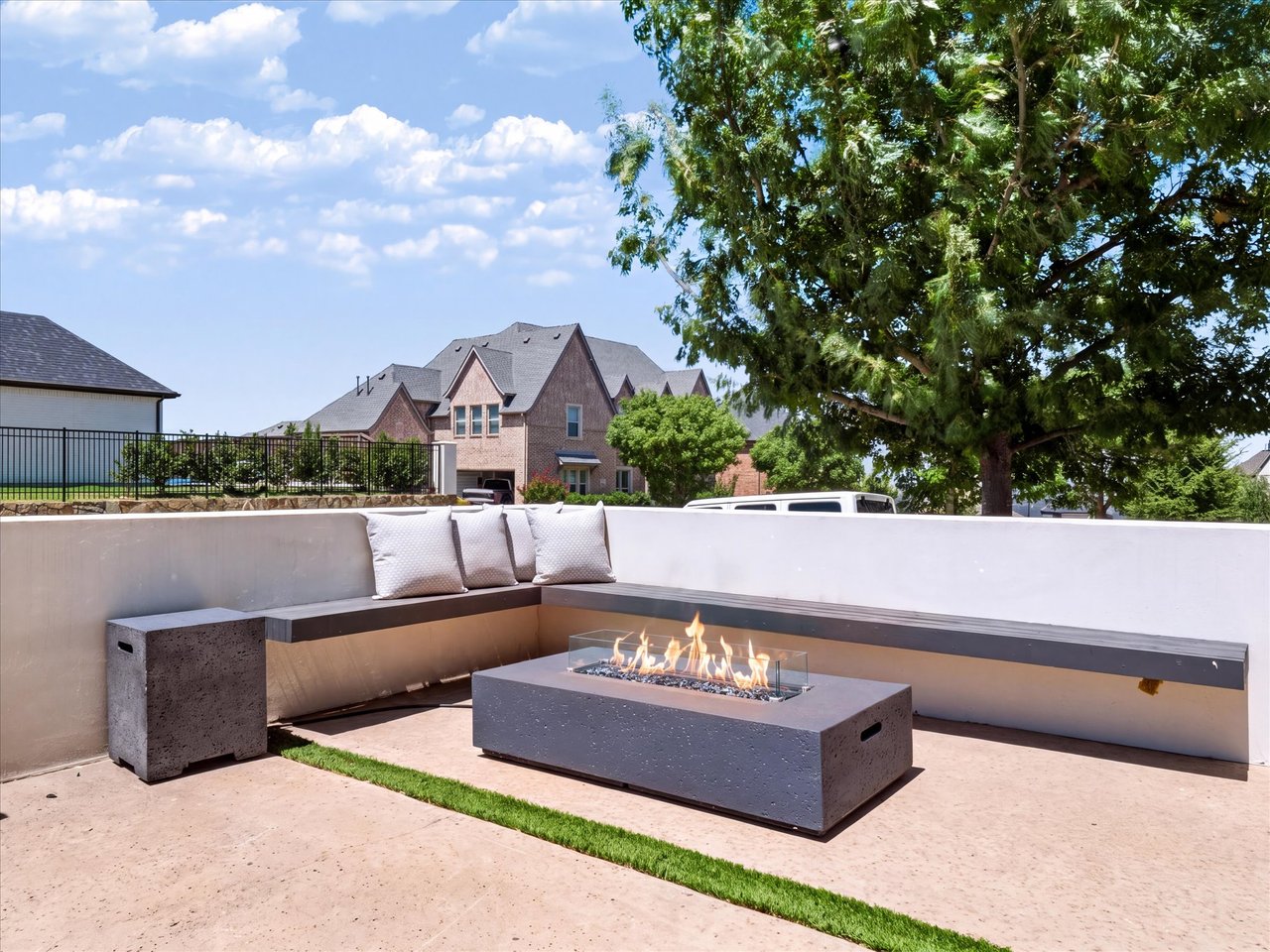 1300 Buckskin Trail
