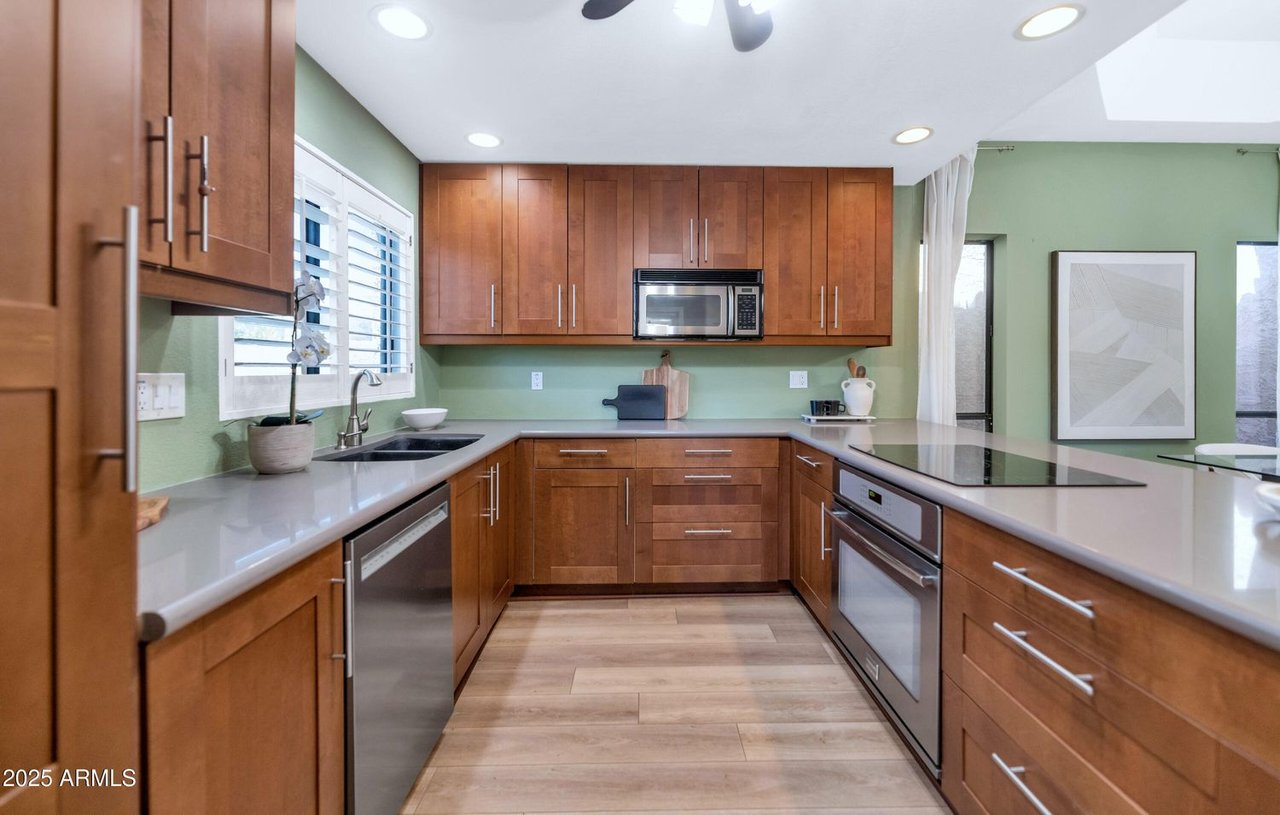 7917 E Cactus Wren Rd