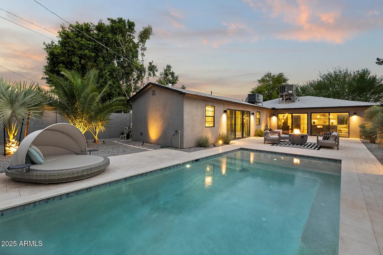 840 W EARLL Drive, Phoenix