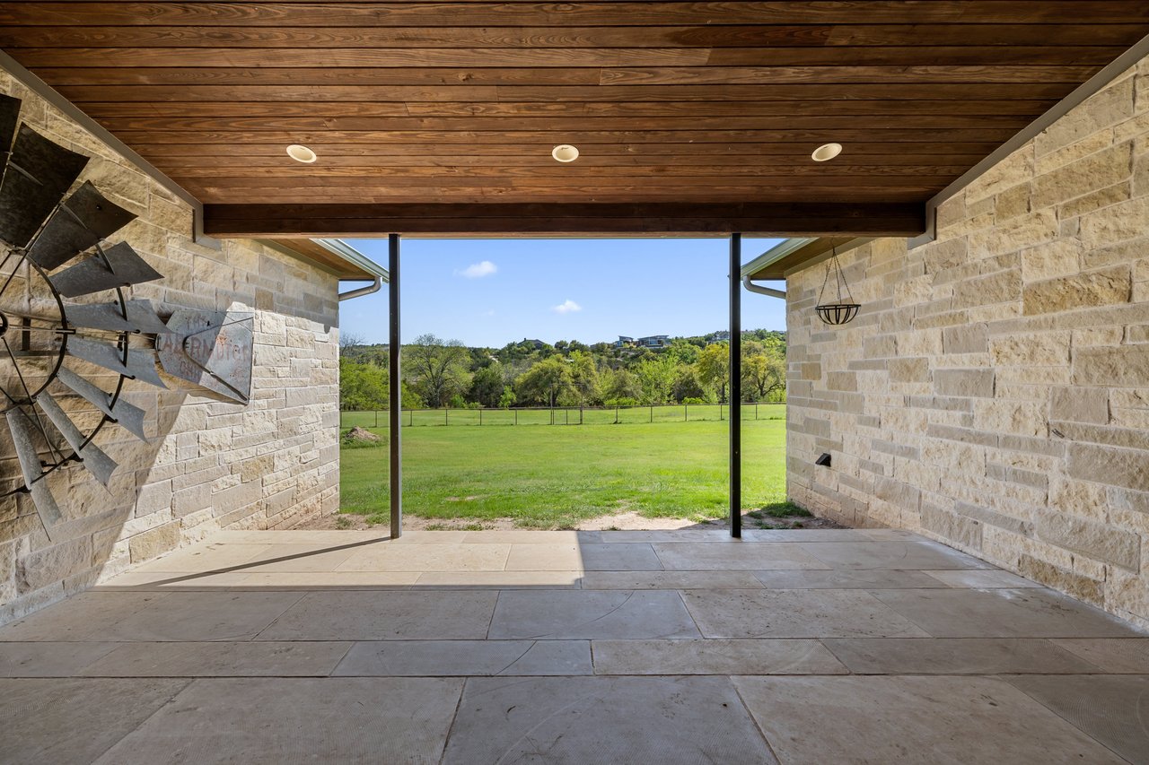 4813 Twin Acres Road