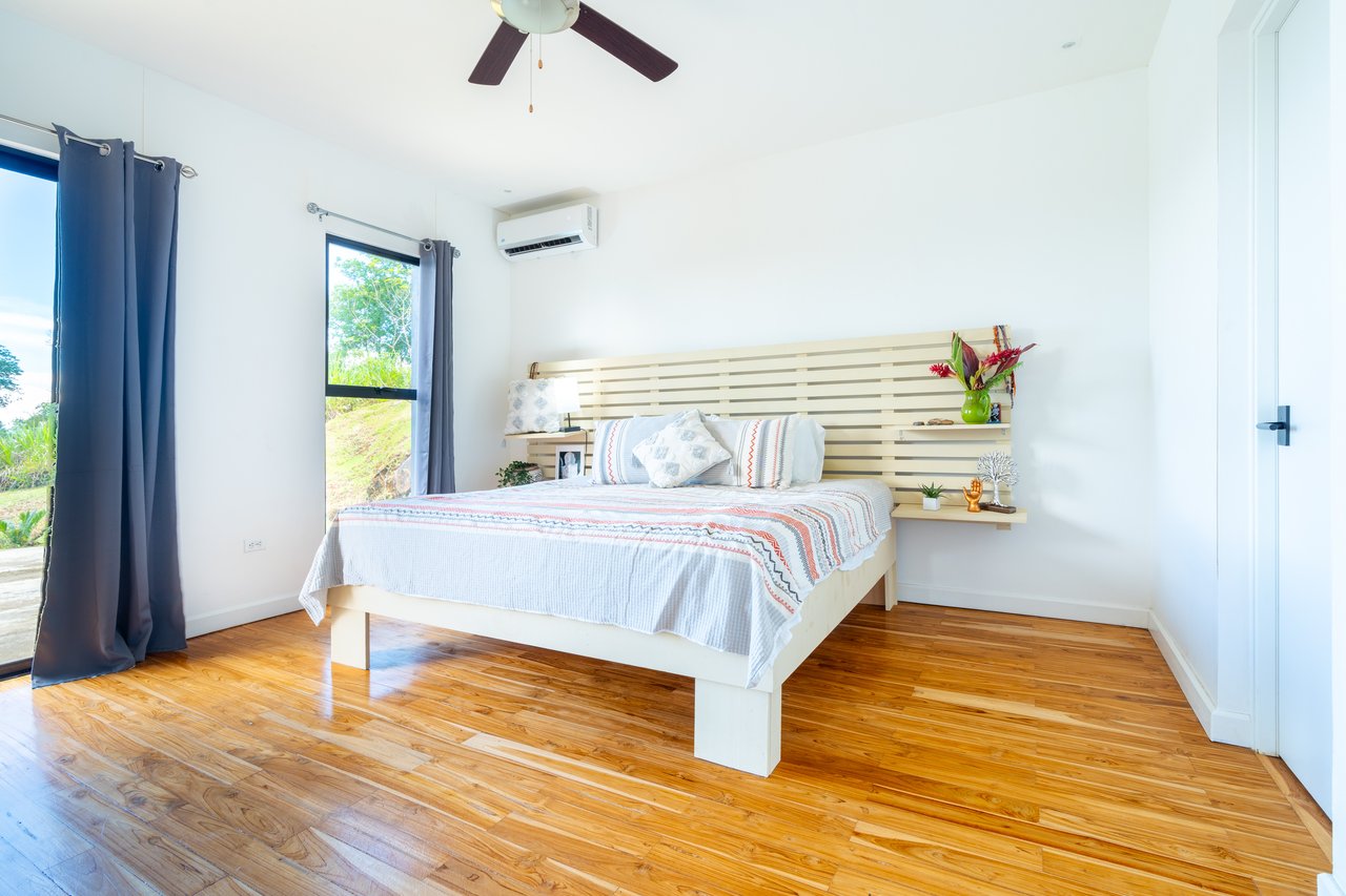 Las Brisas Ocean View! 3 bed, 2 bath, 3 acres!