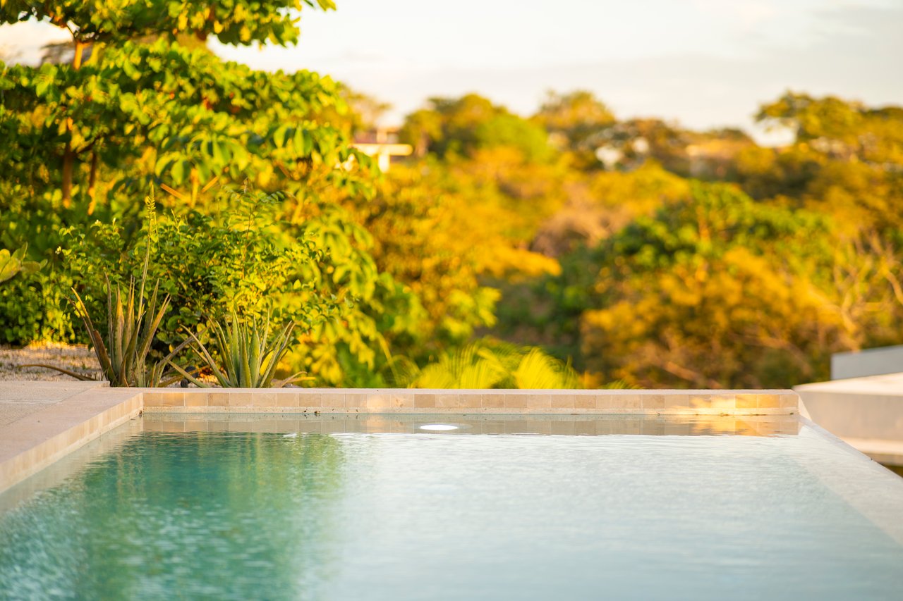 Casa Salinas – 3 beds ocean view home in playa grande