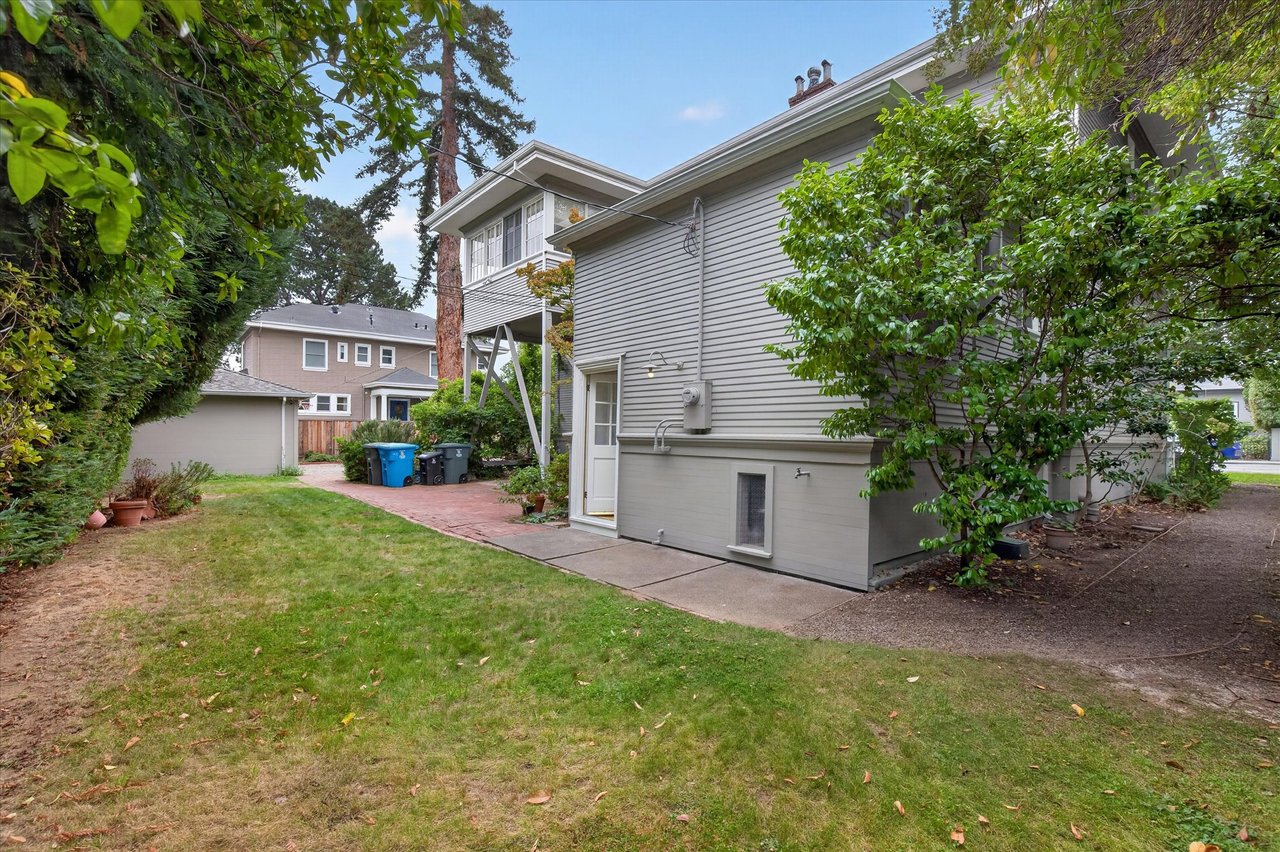 458 Turner Terrace