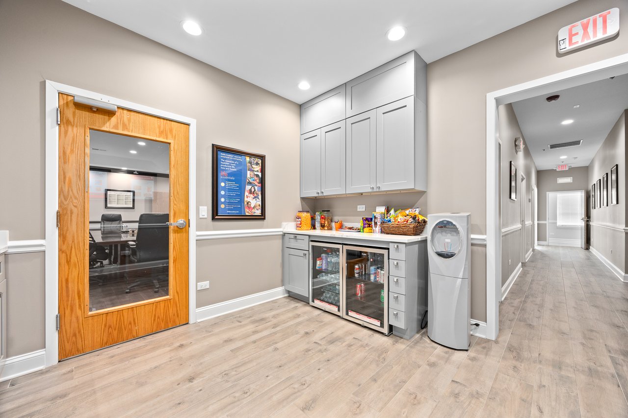 2005 S Bloomingdale Road Unit: G