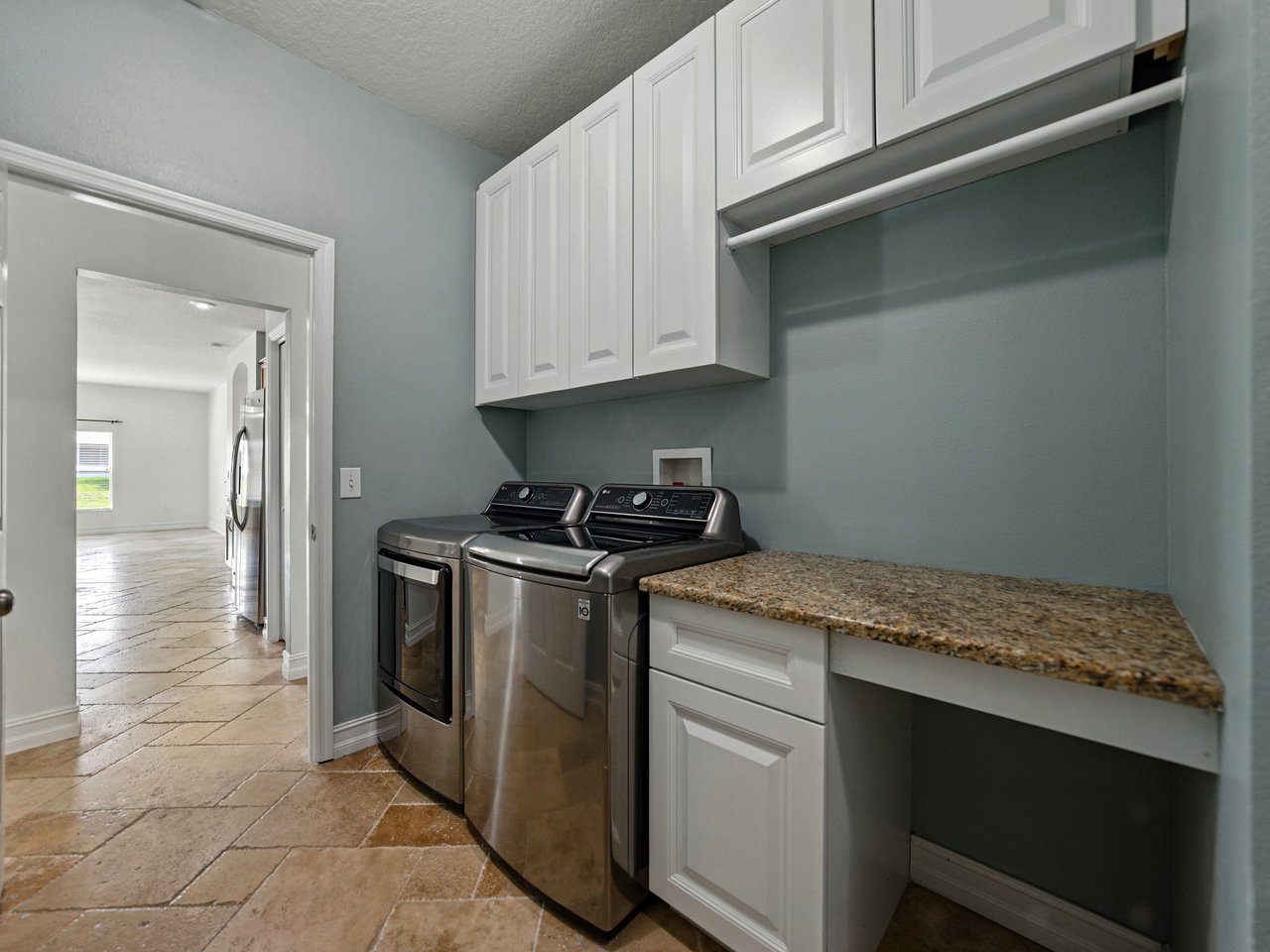 6957 BOULDER RUN LOOP