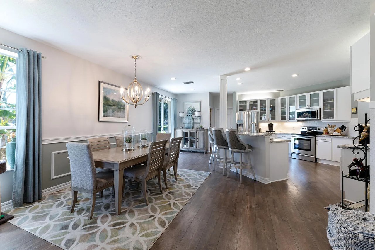 6825 Briarlake Cir