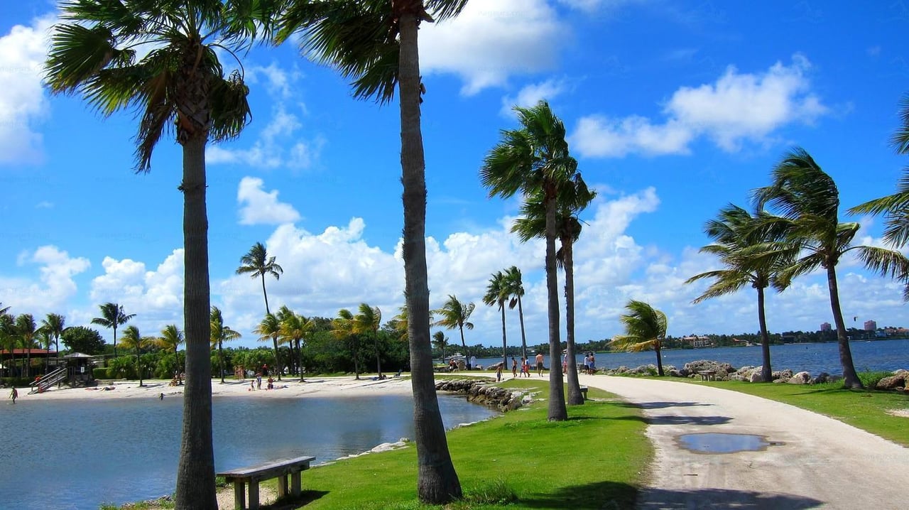 The Ultimate Neighborhood Guide to Coral Gables