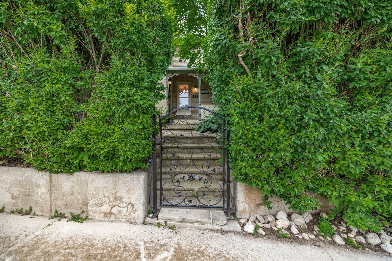 411 Millard Ave, Newmarket