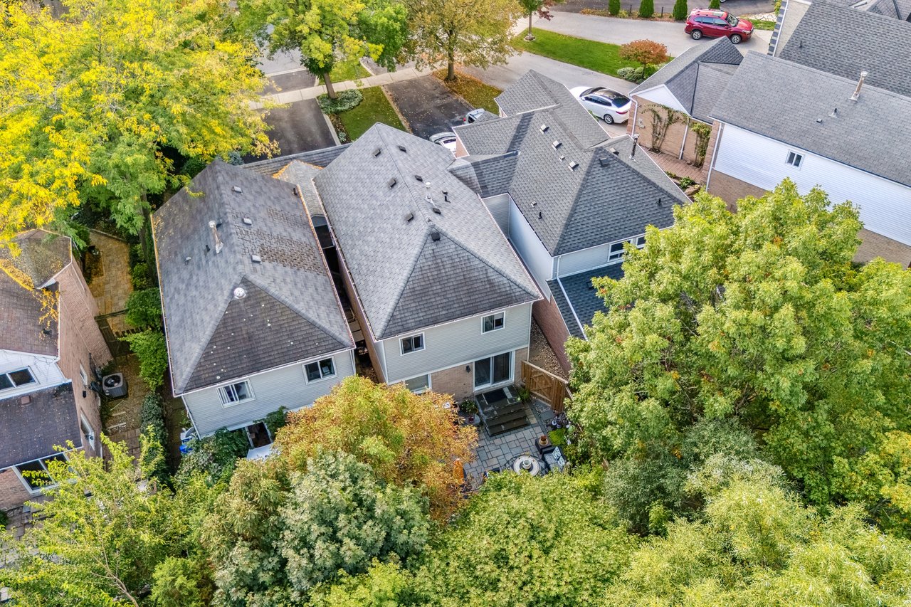 Updated Link Home on Ravine Lot